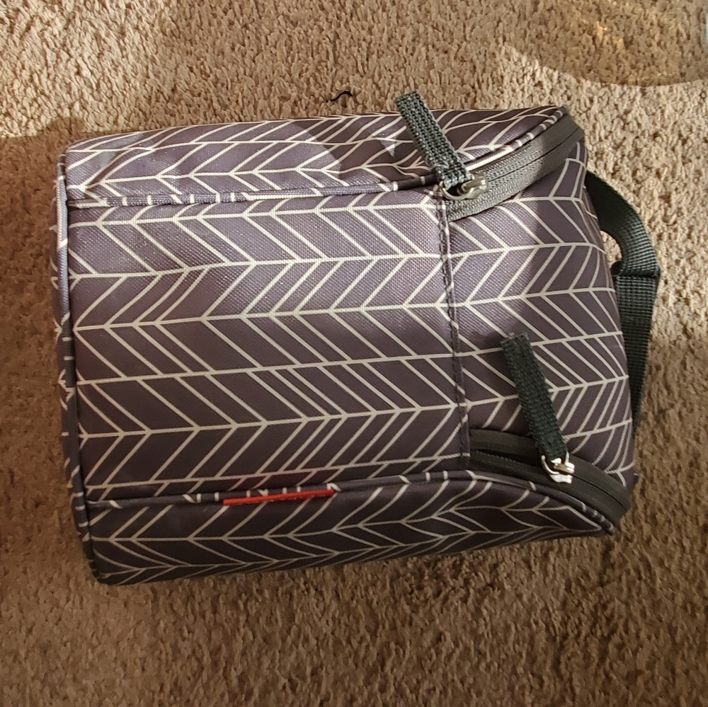 Skip hop decorative baby bottle carrier